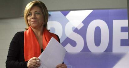 La vicesecretaria general del PSOE, Elena Valenciano, en la sede del partido esta mañana.