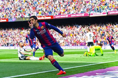 Suárez celebra el seu gol contra el València.