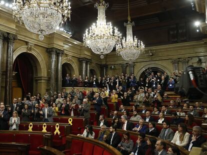 El Pleno simbólico de la investidura de Turull, en imágenes