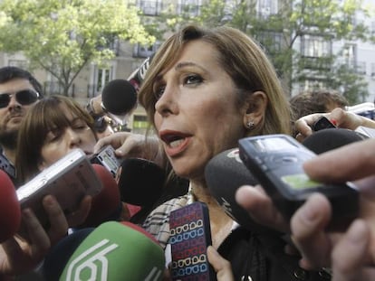 Alicia Sánchez-Camacho, este lunes, realizando declaraciones en Madrid.
