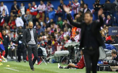 El entrenador del Bayern Josep Guardiola durante la primera parte del partido.