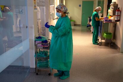 Health worker in Torrejón hospital in Madrid. 