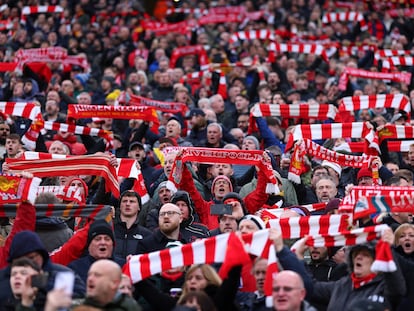 Aficionados del Liverpool FC durante el partido de la Premier League el pasado 10 de marzo.