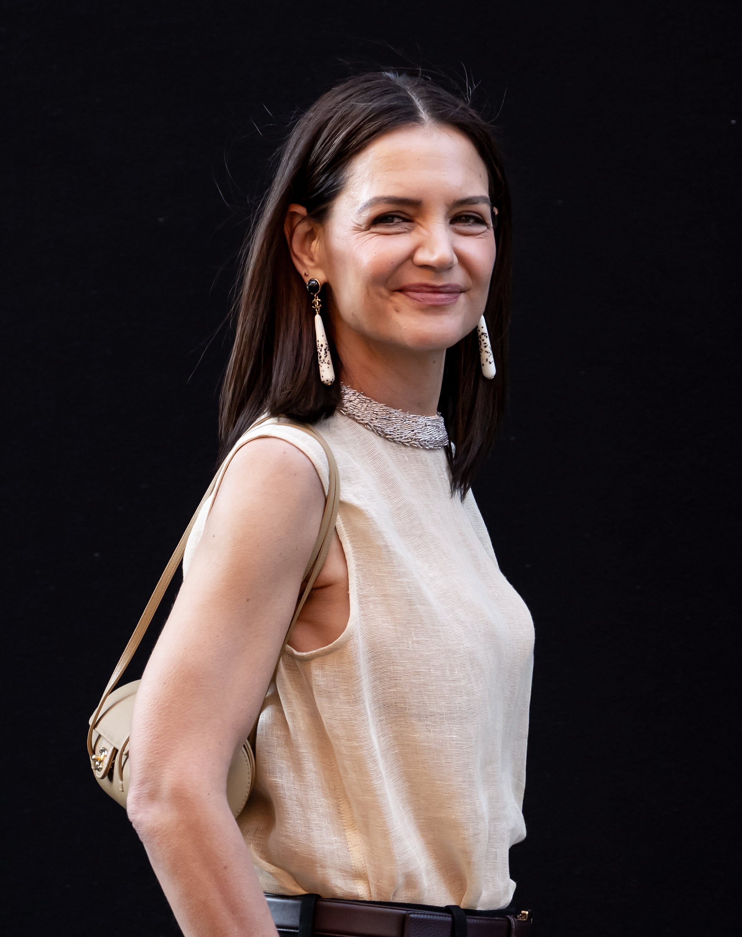 “¿Se me ve algo que no debería verse?“: Katie Holm