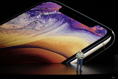 Phil Schiller presenta el nuevo iPhone Xs.