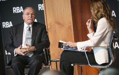 Isidre Faine, ayer durante la presentación de un libro sobre Duran Farell.