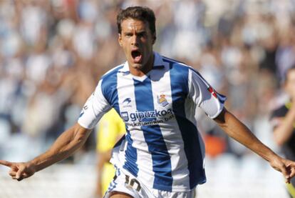 Xabi Prieto celebra su tanto ante el Villarreal.