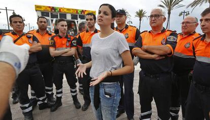 Sandra Gómez, en el centro, en junio de 2015.