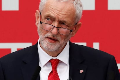 Jeremy Corbyn, durante la presentaci&oacute;n del programa laborista.