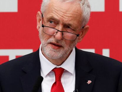 Jeremy Corbyn, durante la presentaci&oacute;n del programa laborista.