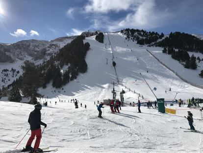 Una imagen de la  estación de esquí de Masella, este sábado. / EL PAÍS BARCELONA
