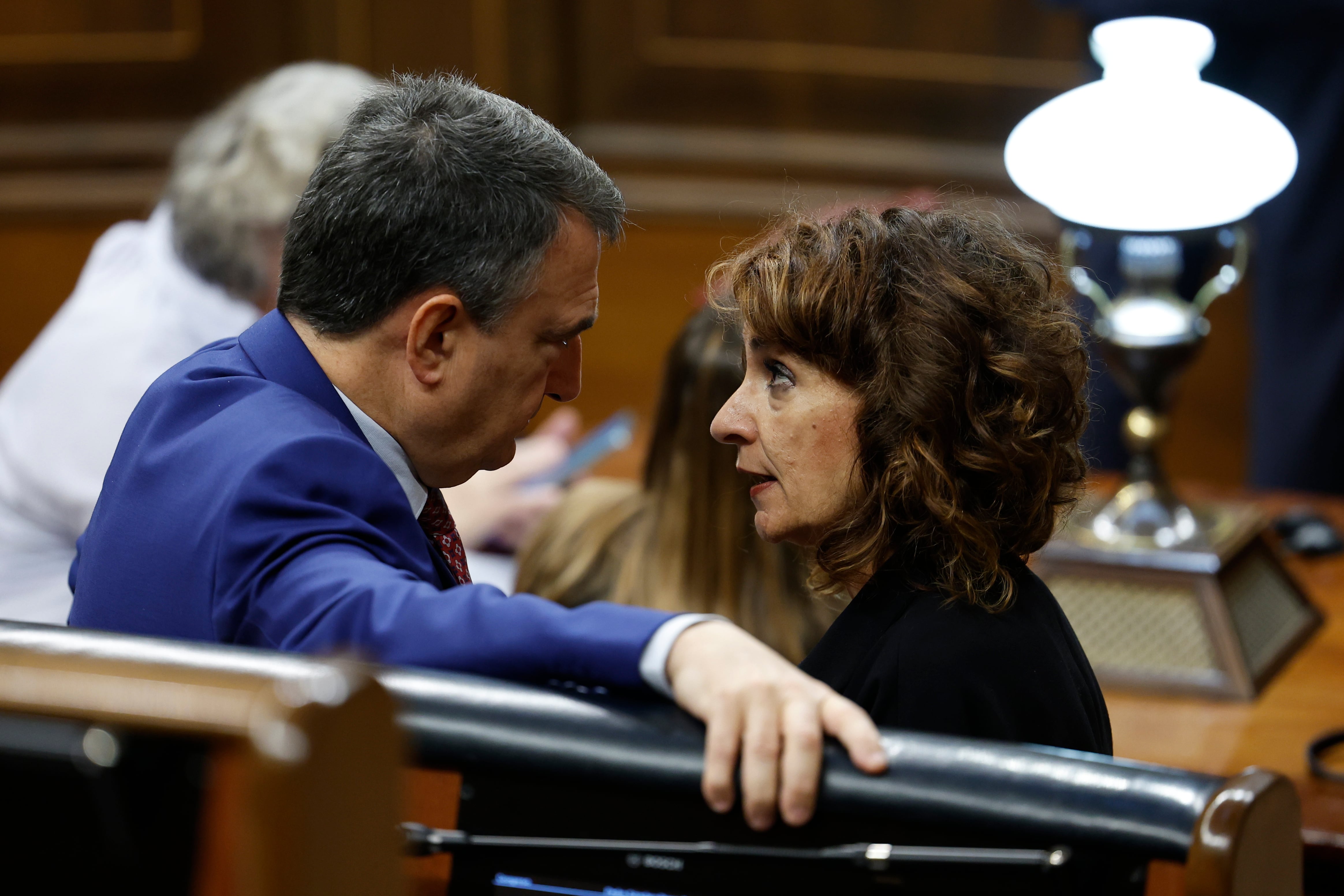 El Gobierno inicia ya con el PNV los contactos para presentar los Presupuestos