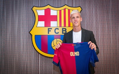 Dani Olmo, en su presentación con el FC Barcelona.