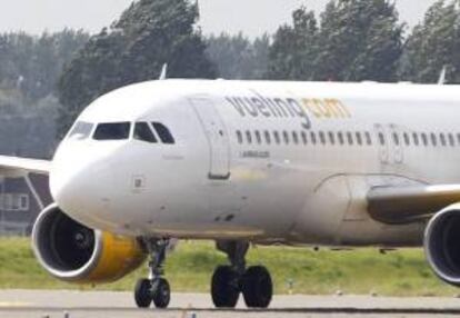 Un avión de la compañía Vueling. EFE/Archivo