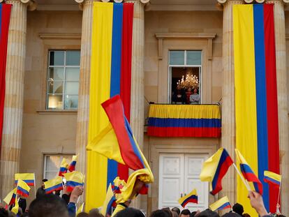 Gustavo Petro ofrece un discurso desde uno de los balcones de la Casa de Nariño, el pasado 14 de febrero.