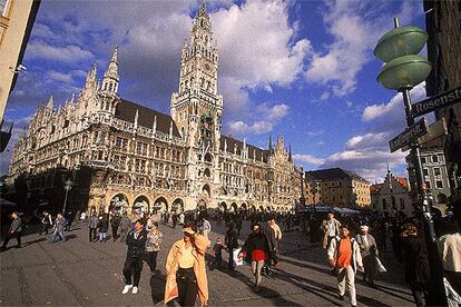 La arquitectura de Munich ha catapultado a la ciudad hasta la octava posición. Un buen ejemplo lo constituye el edificio del Ayuntamiento, de estilo neogótico.