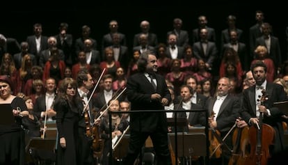 Josep Pons, director de la orquesta y coro del Gran Teatro del Liceo, durante la actuación en Peralada.
