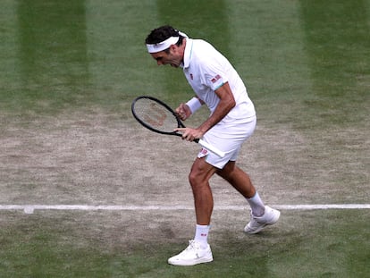 Federer celebra la victoria contra Norrie en la tercera ronda, el sábado en la central de Wimbledon.