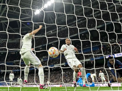 Militao marca en propia puerta el único tanto del partido el jueves en el Santiago Bernabéu.