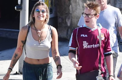 Paris Jackson y Macaulay Culkin, el pasado julio en Hollywood.