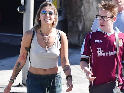 Paris Jackson y Macaulay Culkin, el pasado julio en Hollywood.