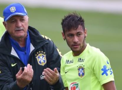 Scolari y Neymar.