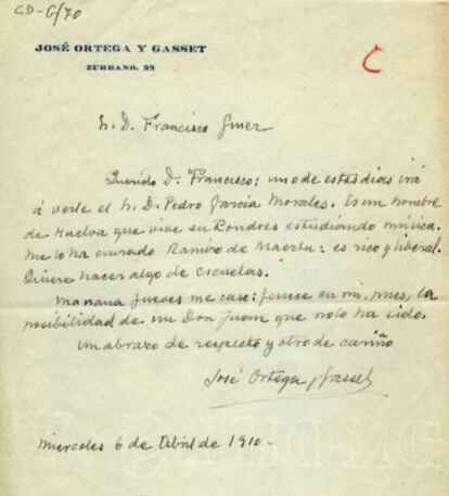 Carta de Ortega a Giner de los Ríos, en 1910, en la que se anuncia que se casa al día siguiente.