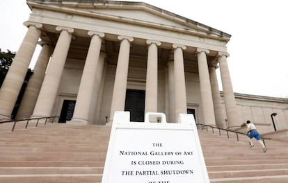 La Galería Nacional de Arte permanece cerrada en Washington.