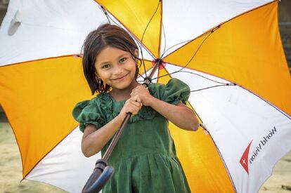 Jannah significa cielo, y aunque el lugar donde vive Jannatul Firdous dista de serlo, ella mantiene la sonrisa.