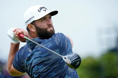 Jon Rahm, en la salida del hoyo 16 en Royal Liverpool este sábado.