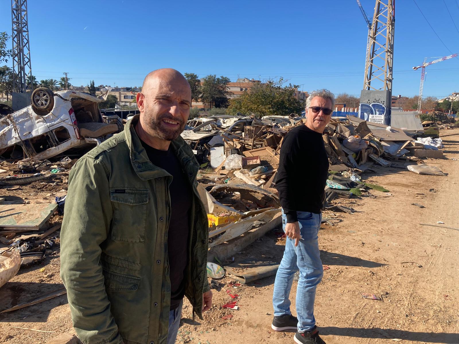 Los empresarios Toni Zamorano y  Alberto, ejecutivo de Carburos Metálicos.