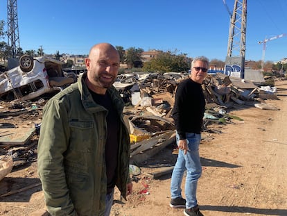 Los empresarios Toni Zamorano y  Alberto, ejecutivo de Carburos Metálicos.