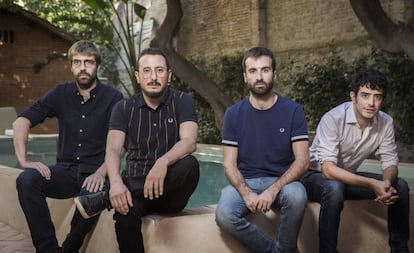 Desde la izquierda, Guillem Gisbert, Arnau Vallvé, Martí Maymó y Roger Padilla, el grupo Manel, el 3 de octubre.