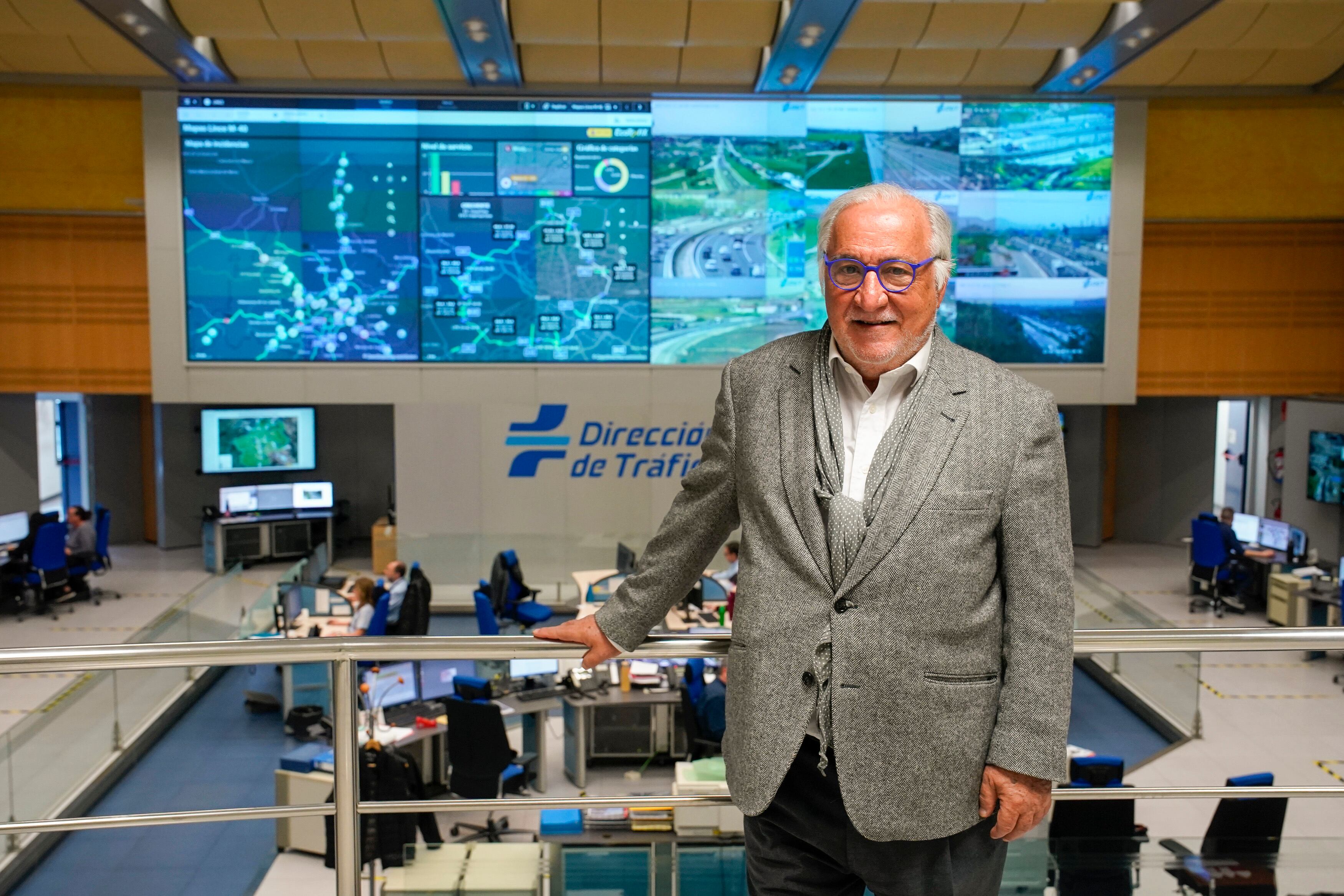 El director general de Tráfico, Pere Navarro, posa en la sede de la DGT en Madrid.