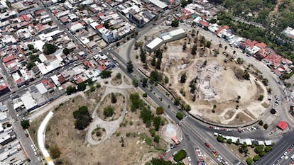 La demolición del complejo cultural inició a inicios de junio de 2025.