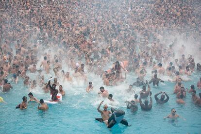 Miles de personas en el festival Circuit.