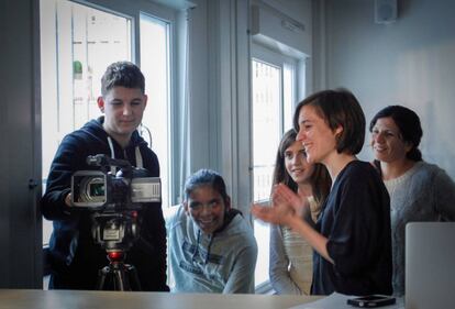 Carla Simón, con los alumnos de Cinema en curs. 