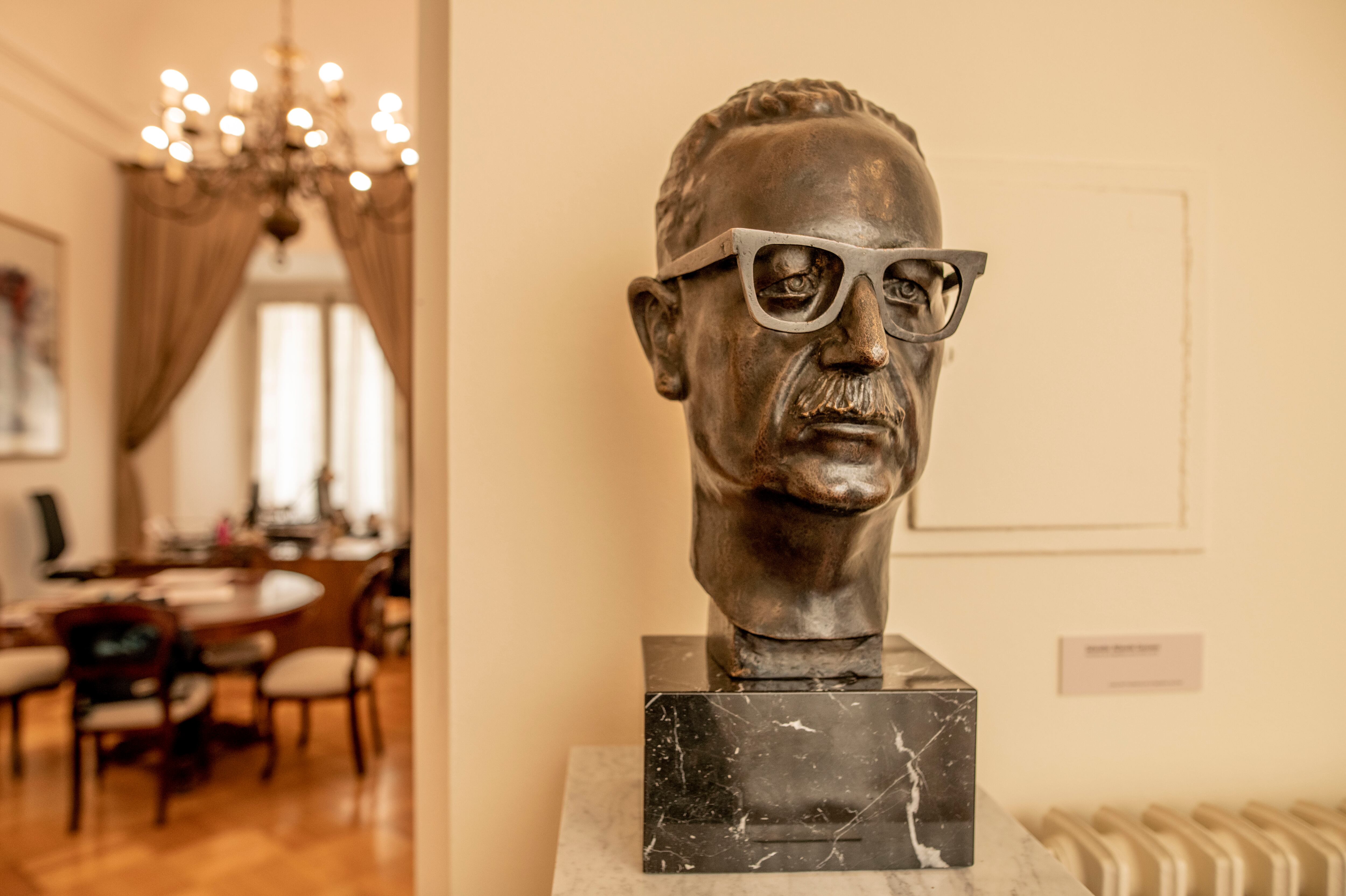 El busto del presidente Salvador Allende en la Galería de los presidentes del Palacio de La Moneda.