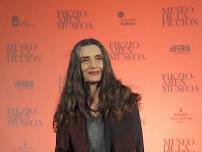 Angela Molina durante la presentación de la instalación del Museo de la Ficción en San Sebastián.