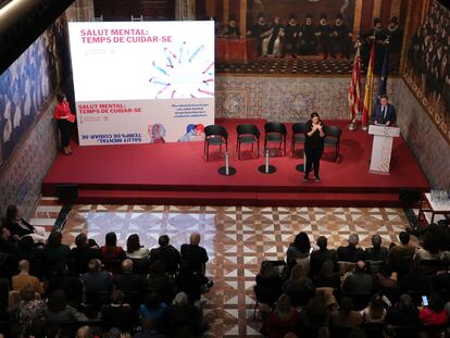 Presentación del plan valenciano de salud mental, en el Salo de Corts, del Palau de la Generalitat.
