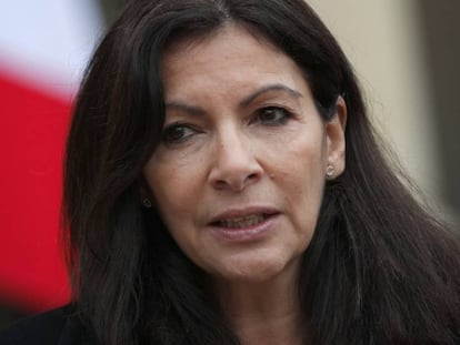 A prefeita de Paris, Anne Hidalgo.