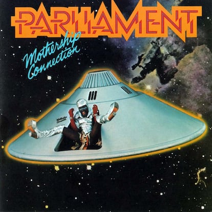  

	
	Volando voy

	Parliament. Mothership Connection
	
	La música negra por naturaleza acostumbra a proyectar una imagen exuberante y barroca, pero no siempre, y más aún cuando entran en juego estéticas futuristas, ciencia-ficción, los resultados son los deseables. O quizás si…