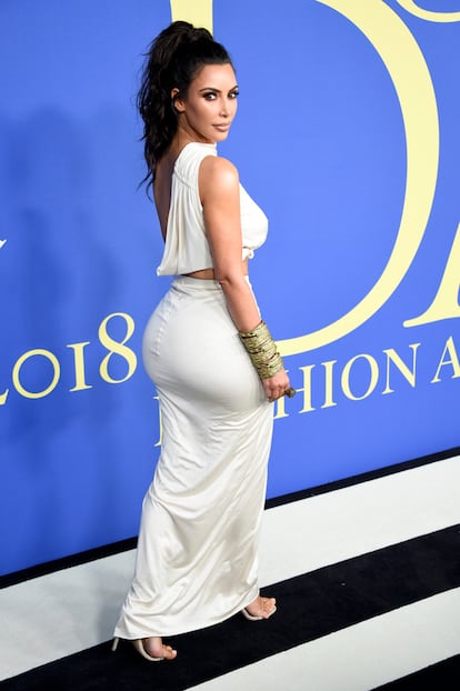 Con sus 112 millones de seguidores en Instagram y un reality con 14 temporadas a cuestas, Kardashian se alzó con el premio pese a las críticas sobre si la influencia que ejerce es "positiva" para la industria.