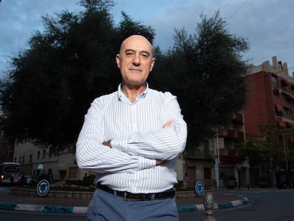 Juan Carlos García Calvo, superviviente de un cáncer de páncreas, en Alicante.