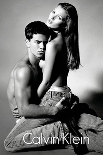 Kate Moss fue la imagen de los jeans más famosos de los noventa: los de Calvin Klein. Con polémica servida.