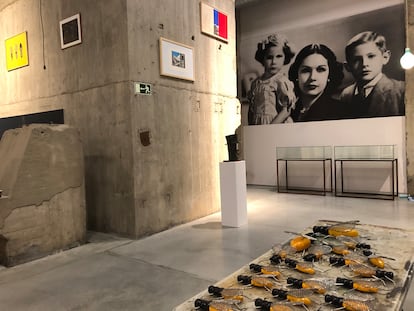 La exposición de Eduardo Arroyo en las instalaciones de La Térmica Cultural, en la antigua planta de producción de Endesa.