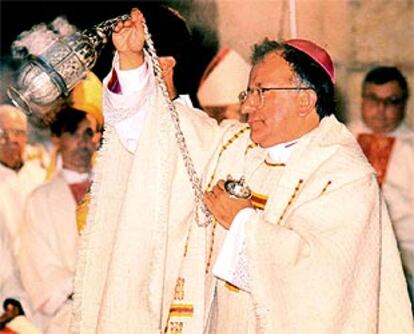 Jorge Jiménez Carvajal, durante una ceremonia religiosa.