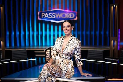 Cristina Pedroche presenta Password en Antena 3