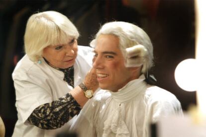 Antoñita has been in charge of makeup at the Teatro Español in Madrid for the last 31 years.