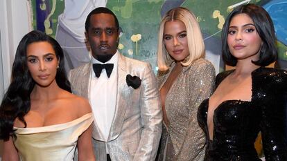 Kim Kardashian, Diddy, Khloé Kardashian y Kylie Jenner, en la fiesta de cumpleaños del músico.